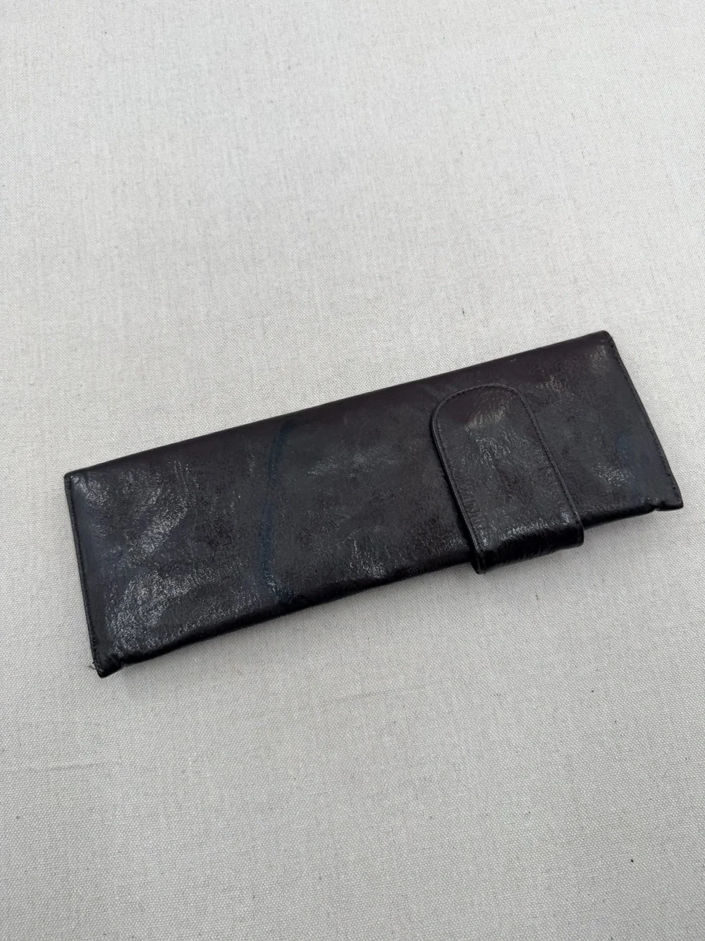 Big Buddha Classic  Leather Clutch Wallet with Silver Accent